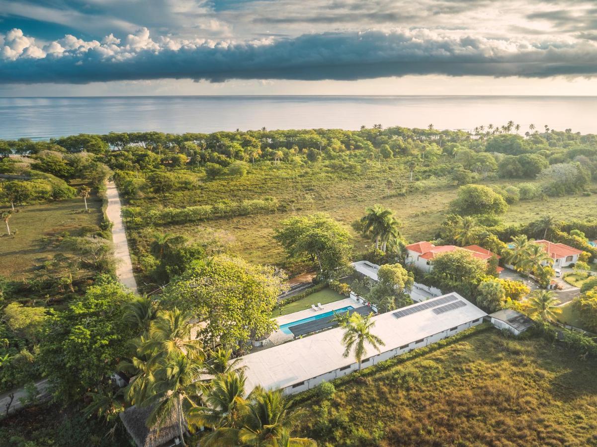 El Encuentro Surf Lodge Cabarete Ngoại thất bức ảnh