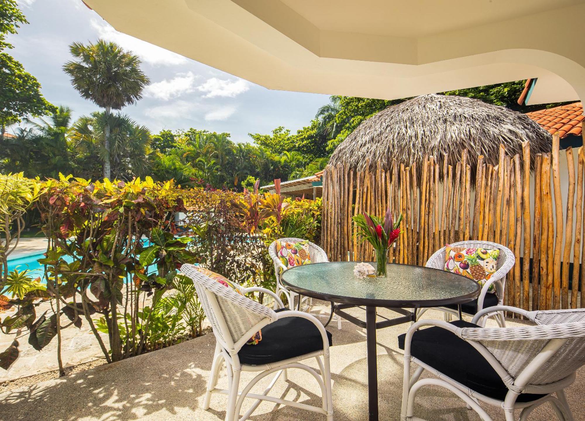 El Encuentro Surf Lodge Cabarete Ngoại thất bức ảnh